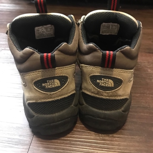 NORTH FACE Hiking Shoes, Size 7 - Picture 5 of 5